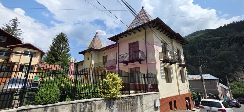 Vila de vanzare in Sinaia